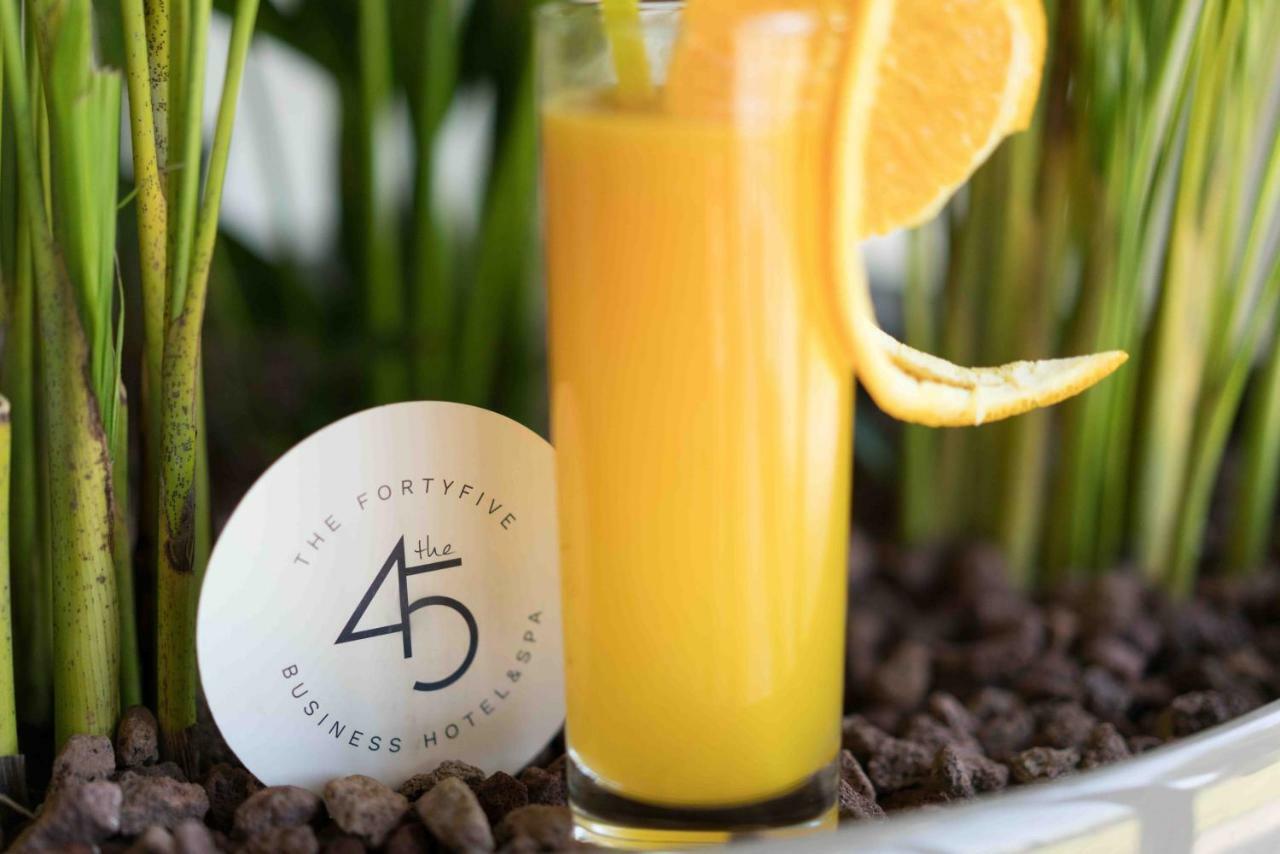 The Fortyfive Business Hotel & Spa Μανίσα Εξωτερικό φωτογραφία