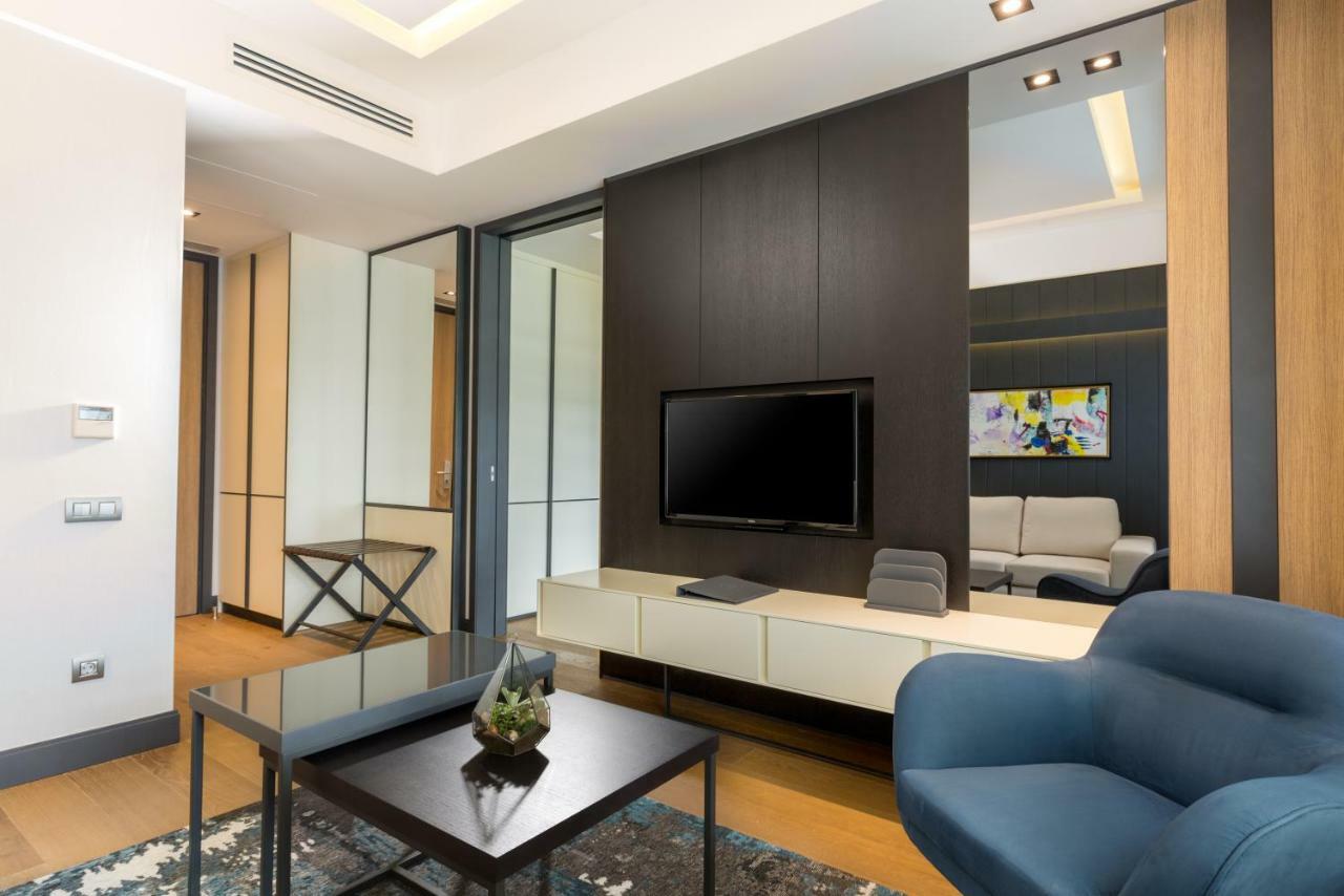 The Fortyfive Business Hotel & Spa Μανίσα Εξωτερικό φωτογραφία