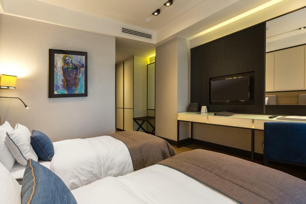 The Fortyfive Business Hotel & Spa Μανίσα Εξωτερικό φωτογραφία
