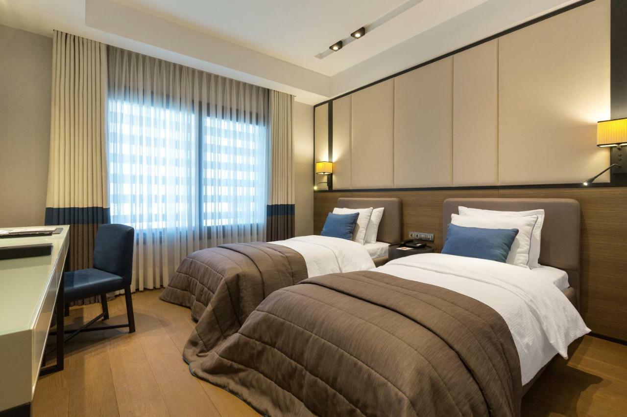 The Fortyfive Business Hotel & Spa Μανίσα Εξωτερικό φωτογραφία
